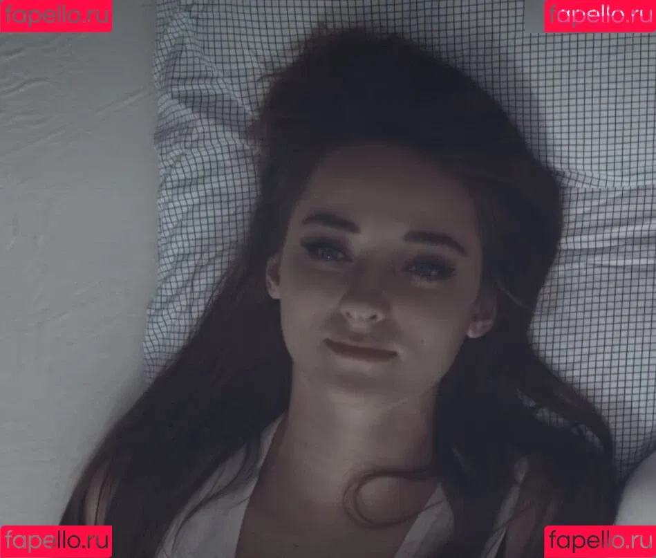 Larissa Rieß Onlyfans Photo Gallery 