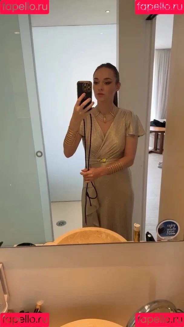 Larissa Rieß Onlyfans Photo Gallery 