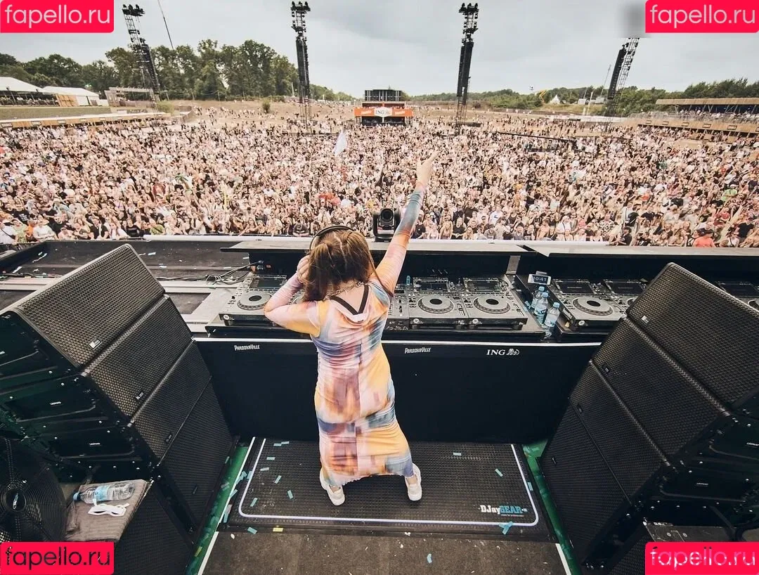 Larissa Rieß Onlyfans Photo Gallery 