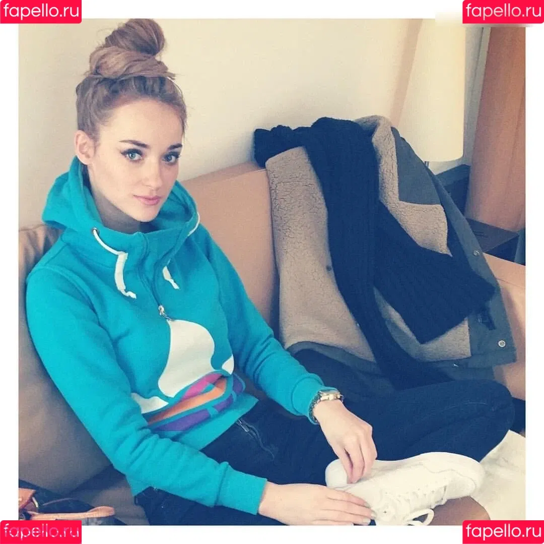 Larissa Rieß Onlyfans Photo Gallery 