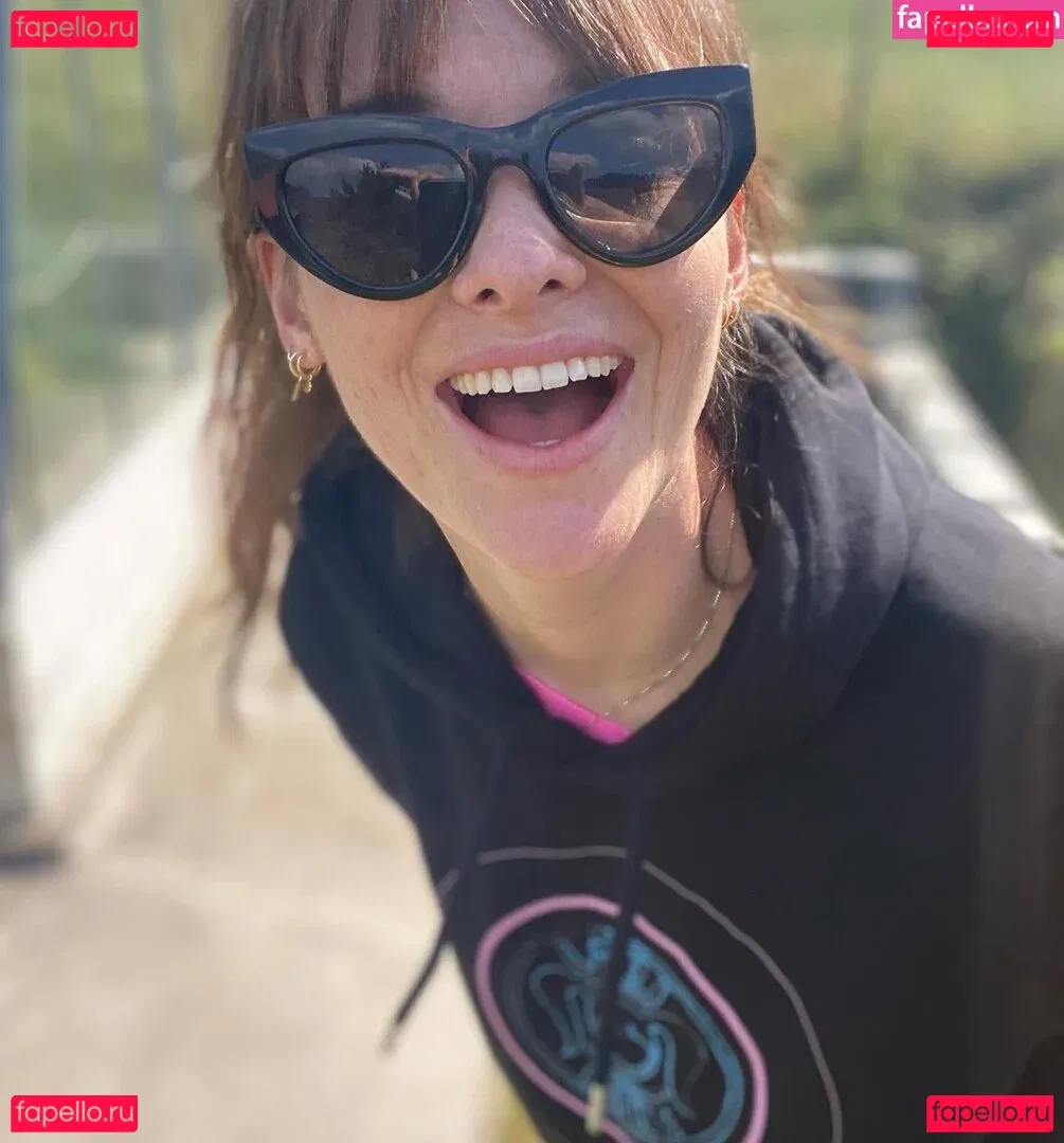 Larissa Rieß Onlyfans Photo Gallery 