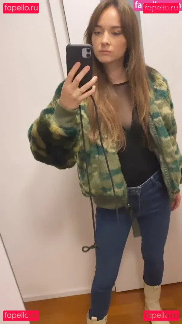 Larissa Rieß Onlyfans Photo Gallery 