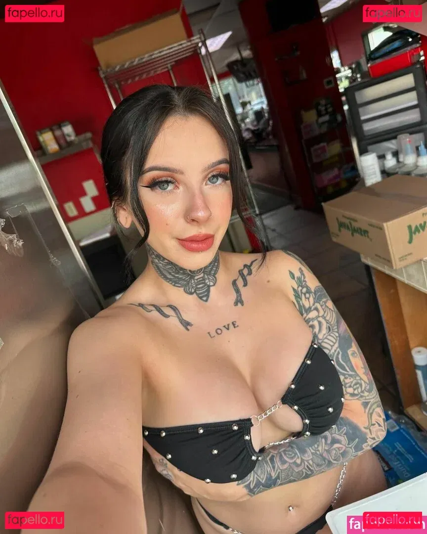 Hannahbabyjane Onlyfans Photo Gallery 