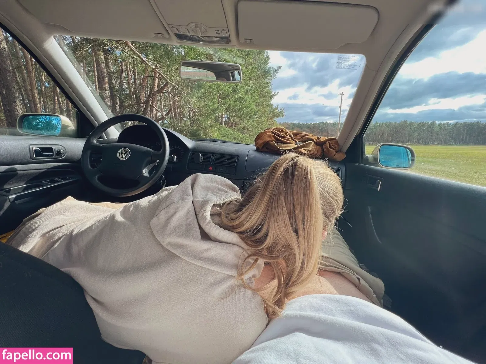 OlivMoliv99 Onlyfans Photo Gallery 