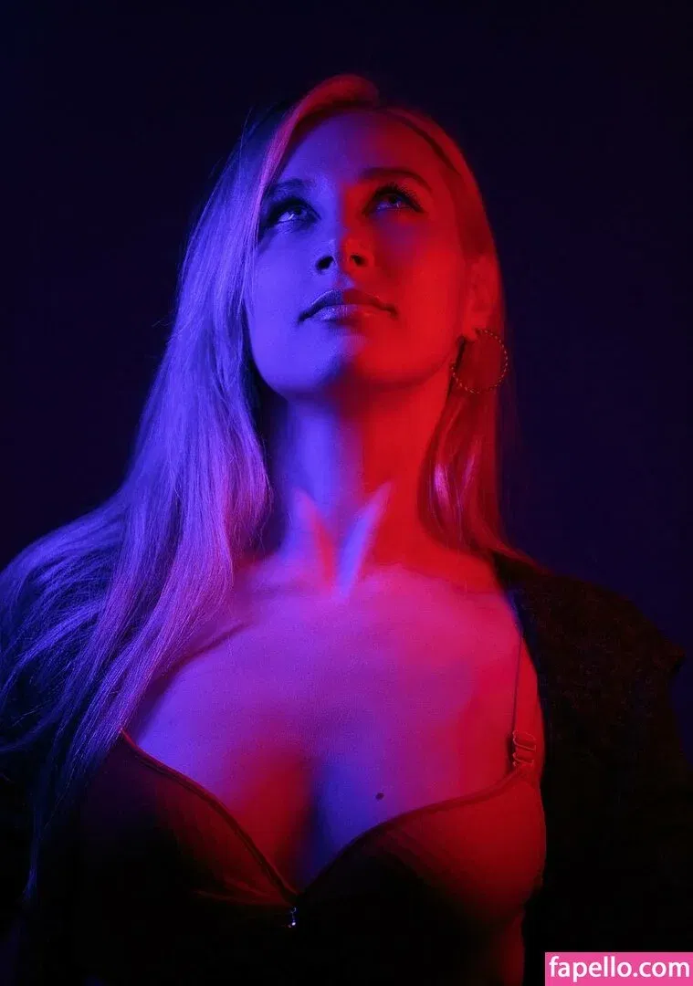 Aruchidi ASMR Onlyfans Photo Gallery 