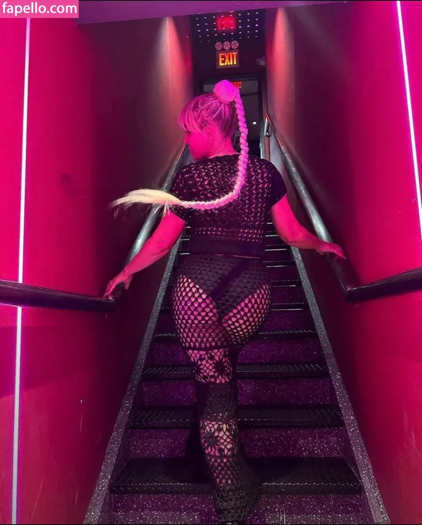 Natasha Bedingfield Onlyfans Photo Gallery 