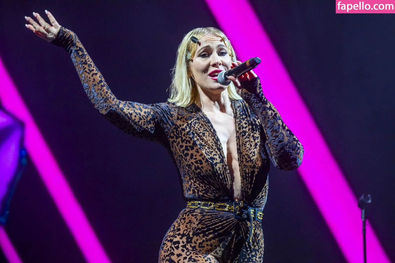 Natasha Bedingfield Onlyfans Photo Gallery 