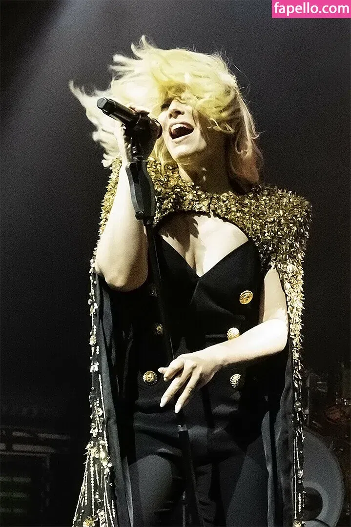 Natasha Bedingfield Onlyfans Photo Gallery 