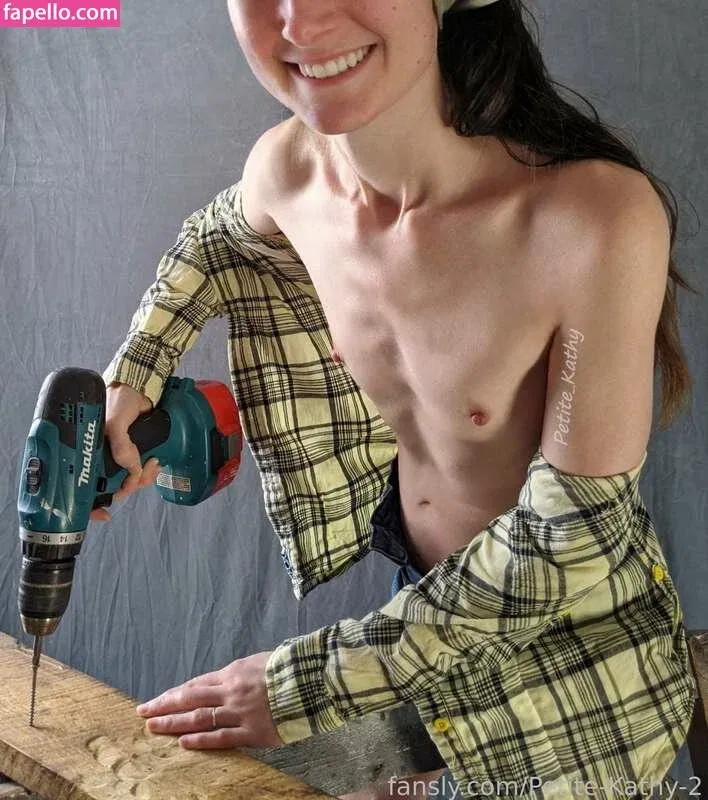 Petite_Kathy Onlyfans Photo Gallery 