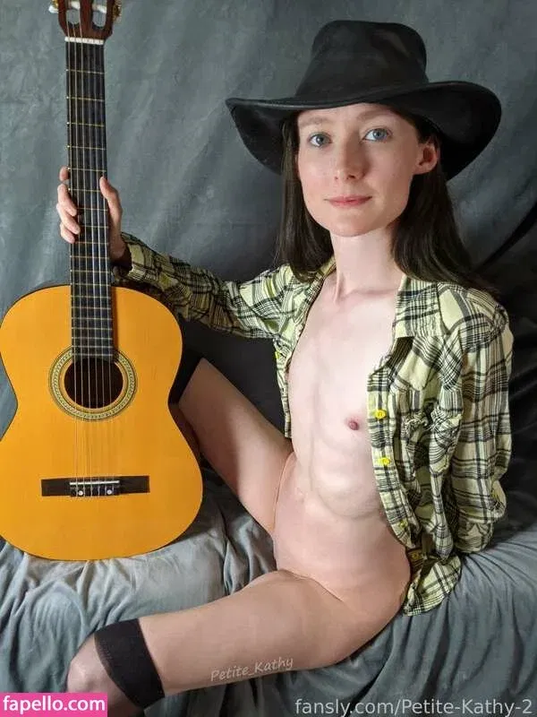 Petite_Kathy Onlyfans Photo Gallery 