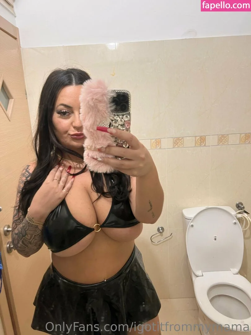 igotitfrommymama Onlyfans Photo Gallery 