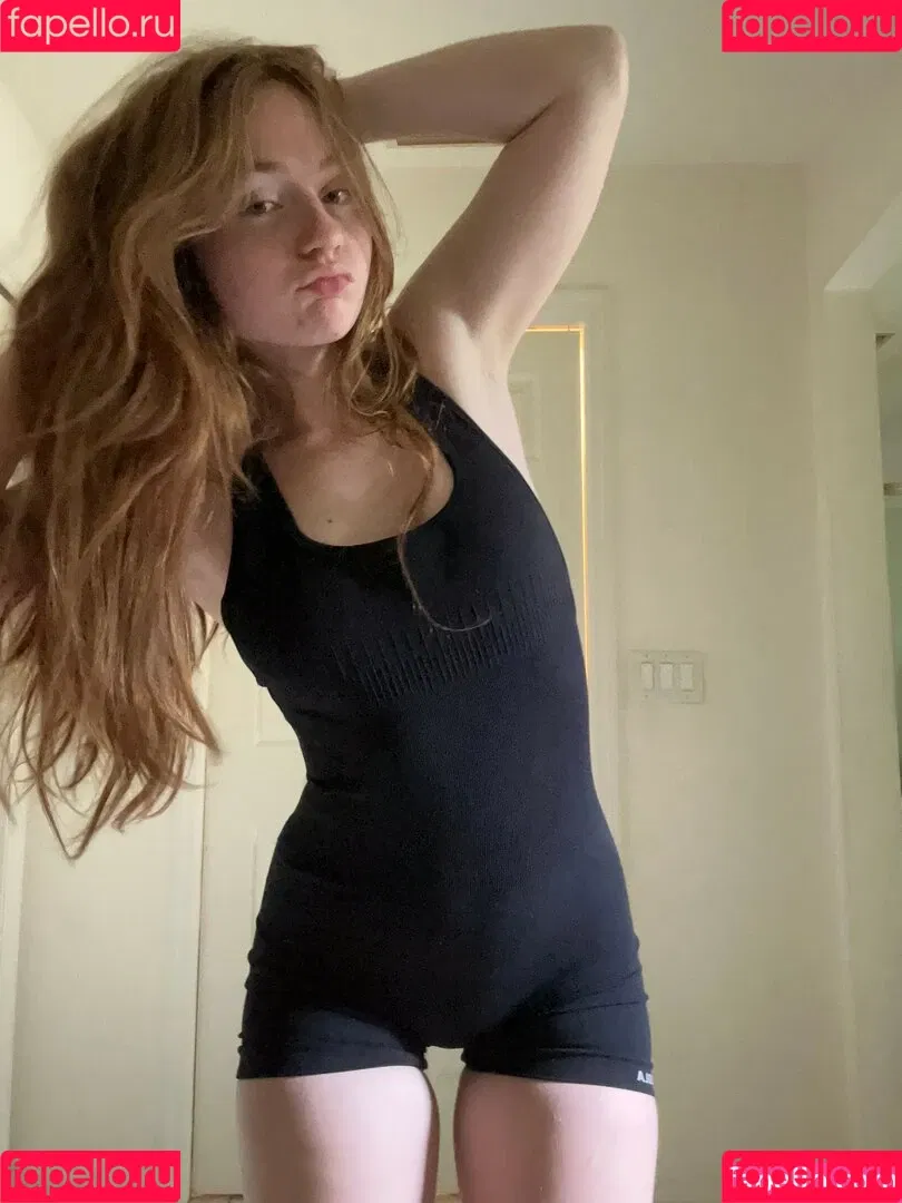 thqttie Onlyfans Photo Gallery 