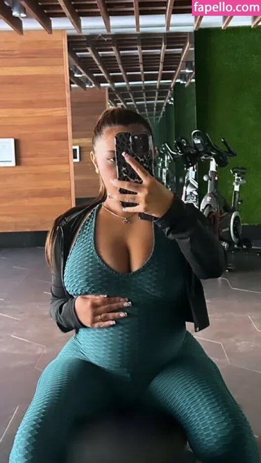 Tatyum Onlyfans Photo Gallery 