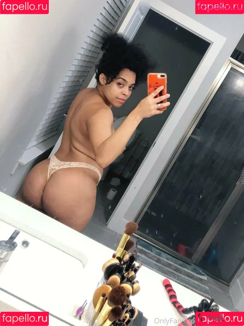soykaylinda2 Onlyfans Photo Gallery 