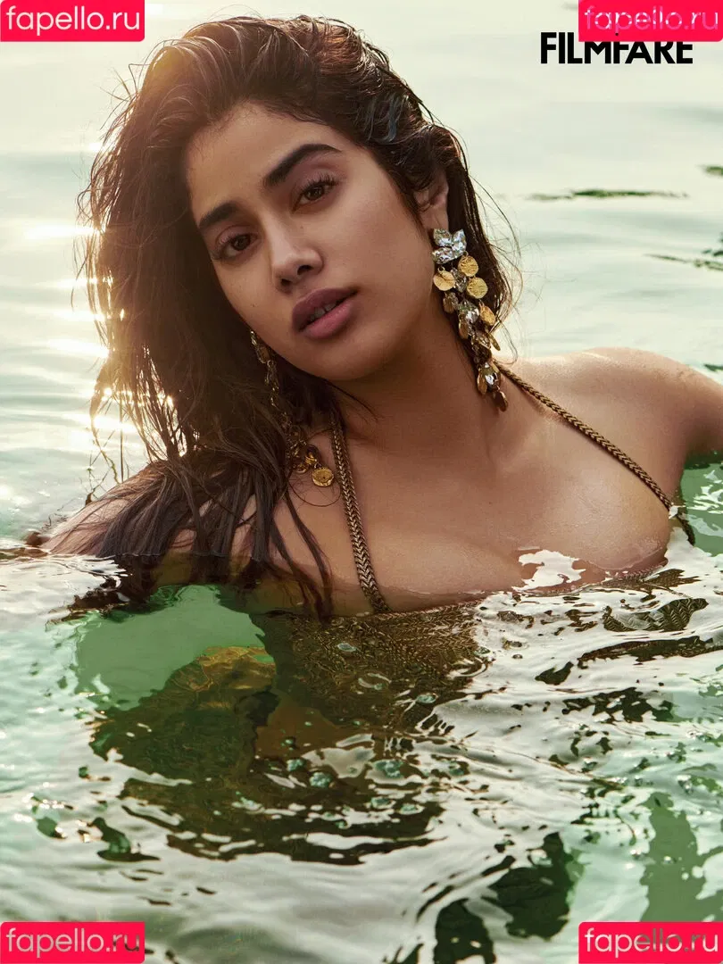 Janhvi Kapoor Onlyfans Photo Gallery 