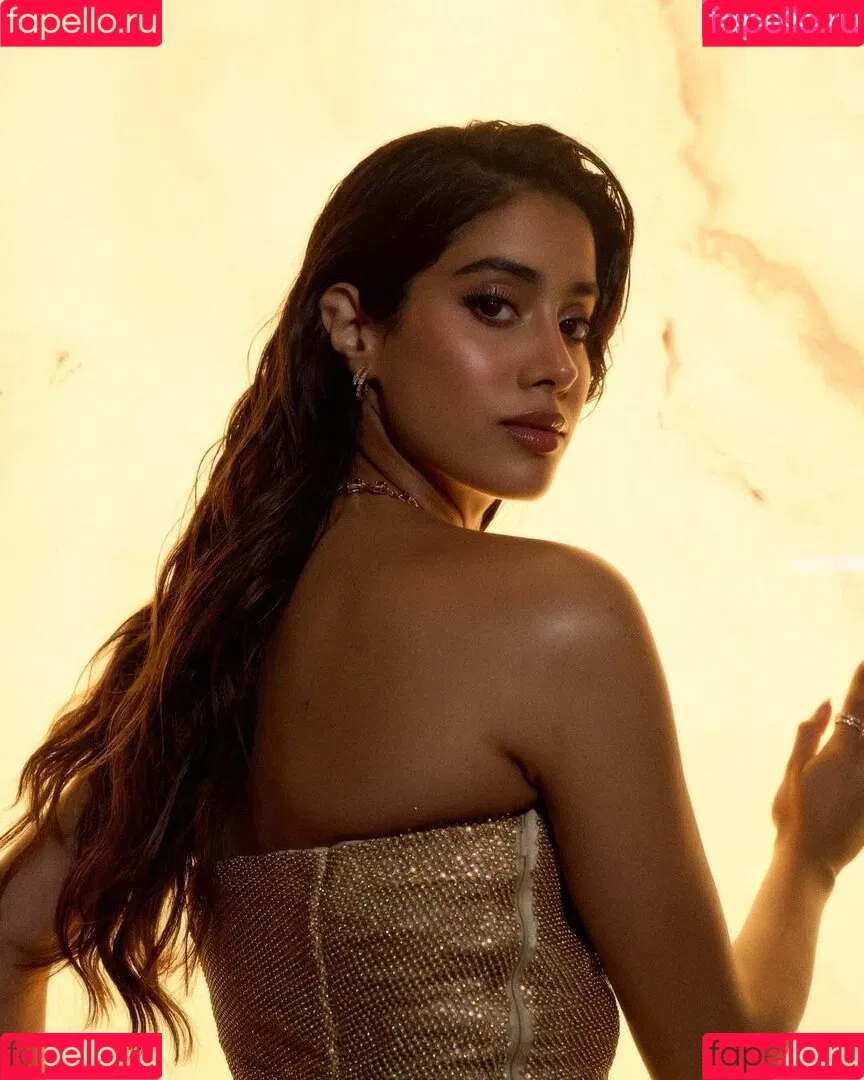 Janhvi Kapoor Onlyfans Photo Gallery 