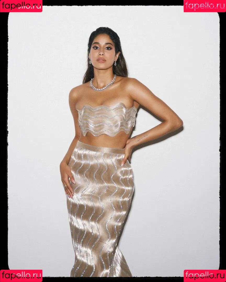 Janhvi Kapoor Onlyfans Photo Gallery 