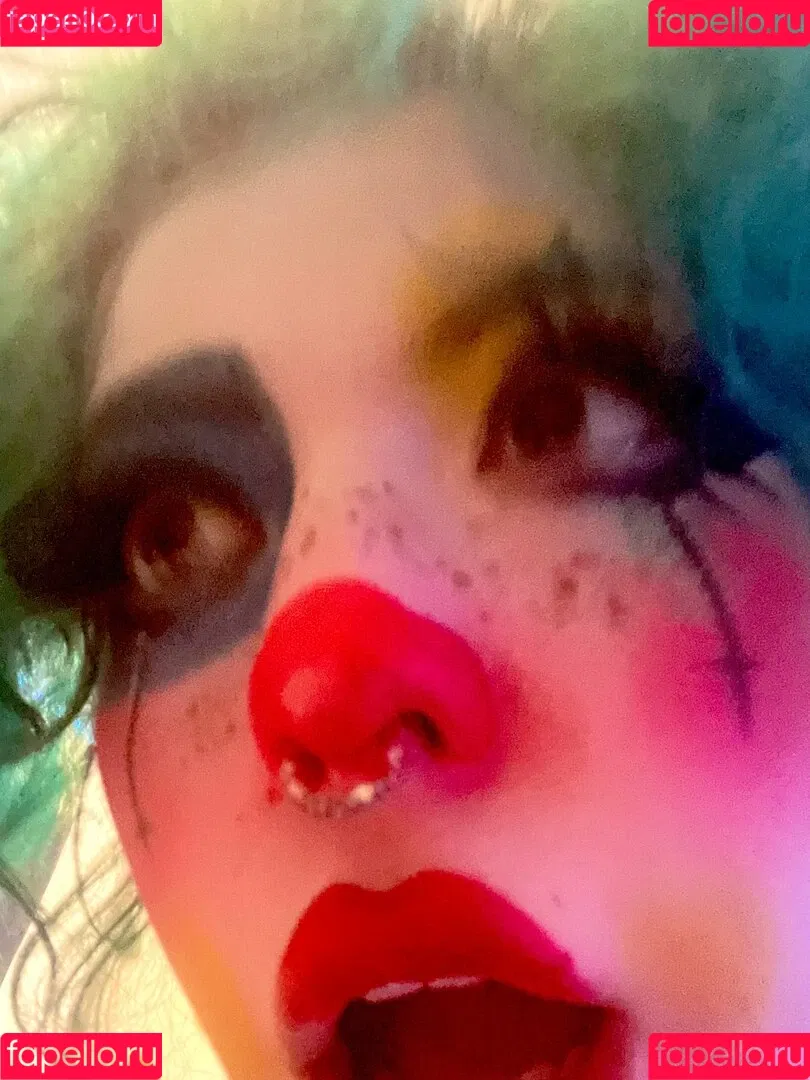 Clown Girls Onlyfans Photo Gallery 