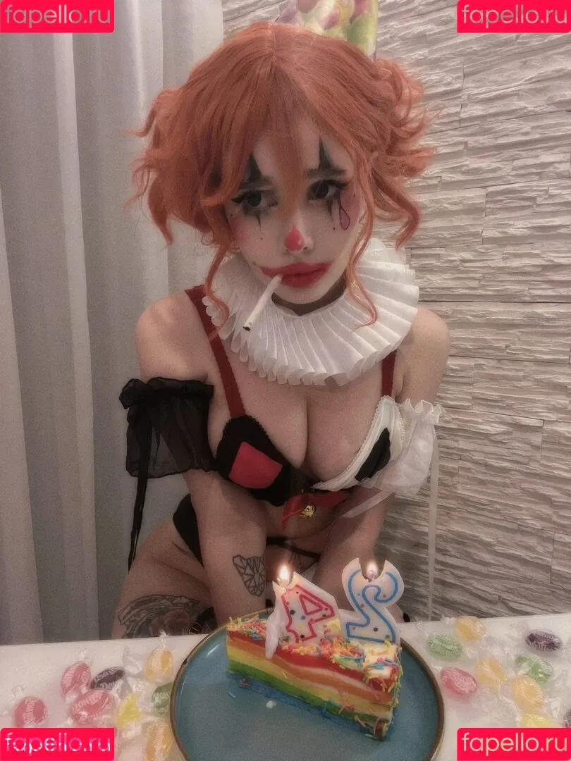 Clown Girls Onlyfans Photo Gallery 