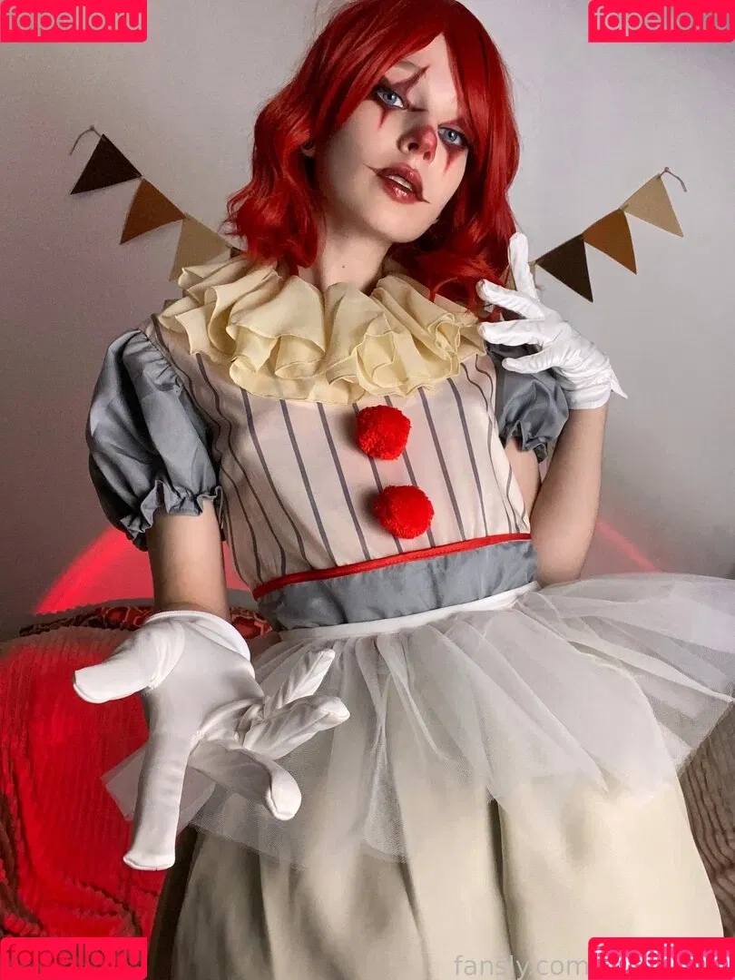 Clown Girls Onlyfans Photo Gallery 