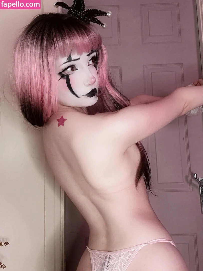 Clown Girls Onlyfans Photo Gallery 