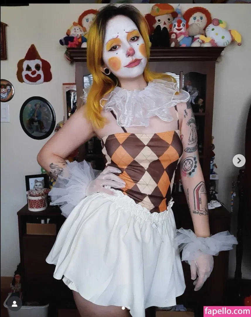 Clown Girls Onlyfans Photo Gallery 