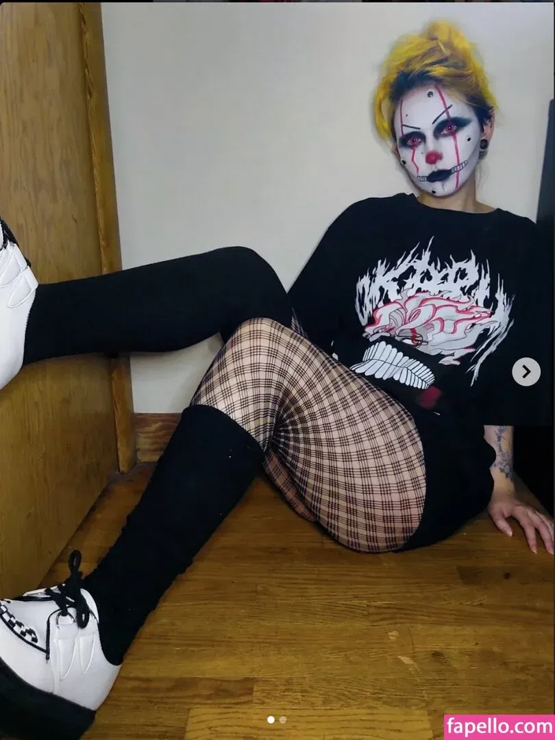 Clown Girls Onlyfans Photo Gallery 