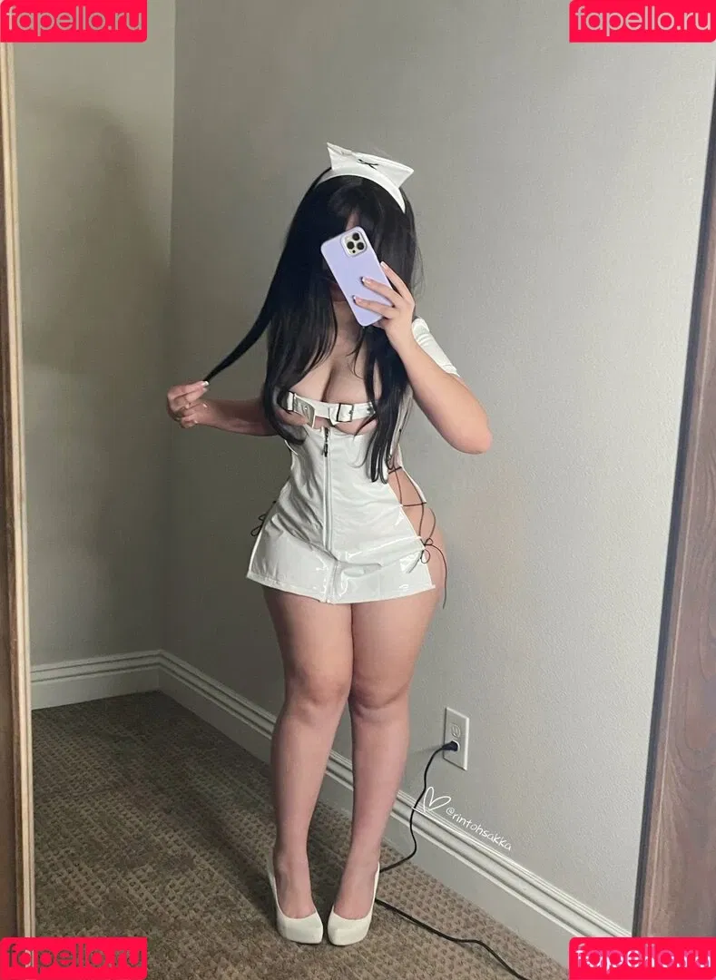 rintohsaka Onlyfans Photo Gallery 