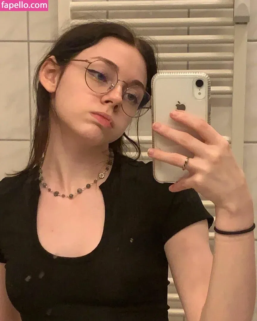 Rosiemx_x Onlyfans Photo Gallery 