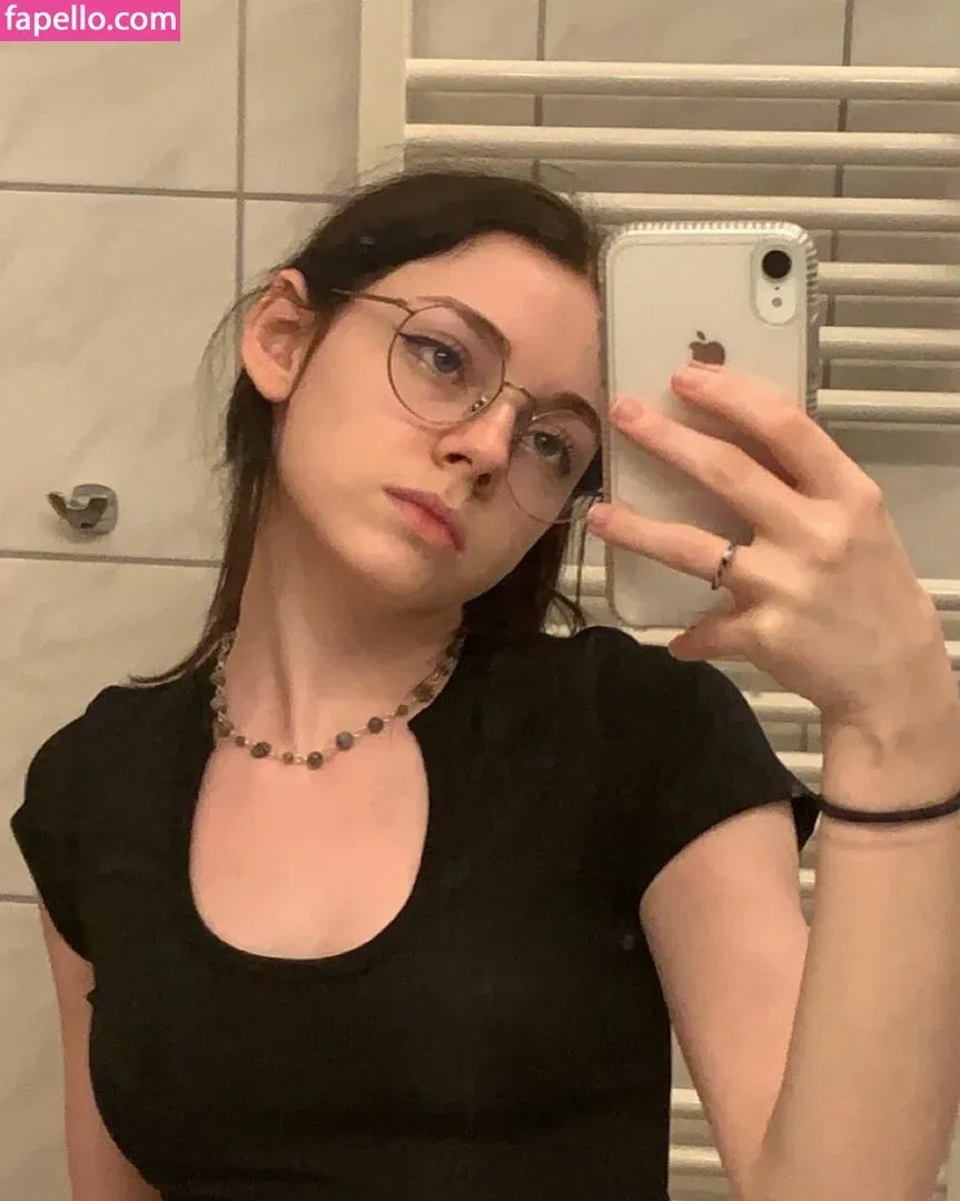 Rosiemx_x Onlyfans Photo Gallery 