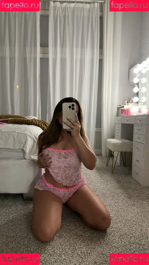 emmaameera Onlyfans Photo Gallery 