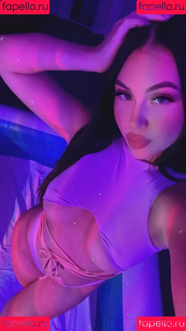 emmaameera Onlyfans Photo Gallery 