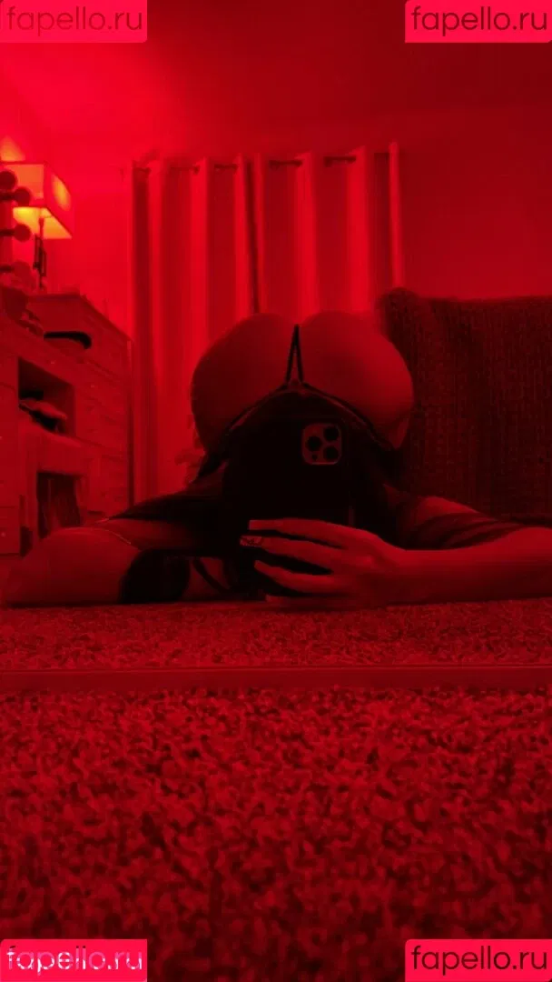 emmaameera Onlyfans Photo Gallery 