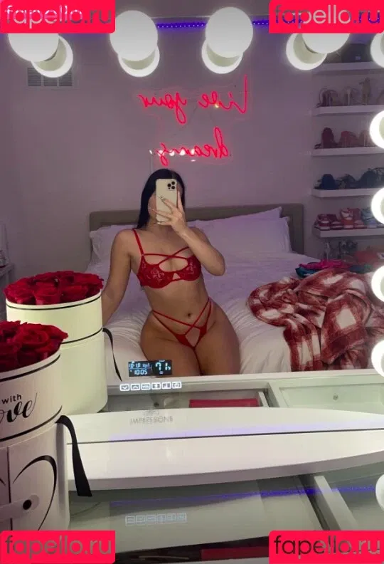 emmaameera Onlyfans Photo Gallery 