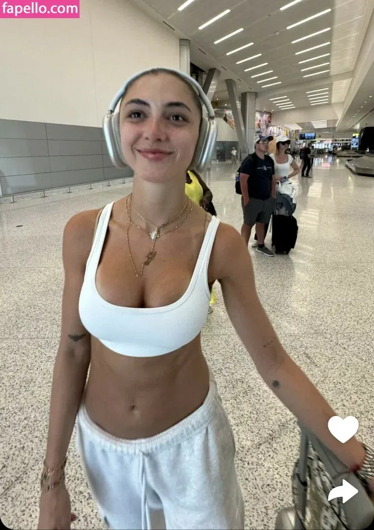 Sara Maughan Onlyfans Photo Gallery 