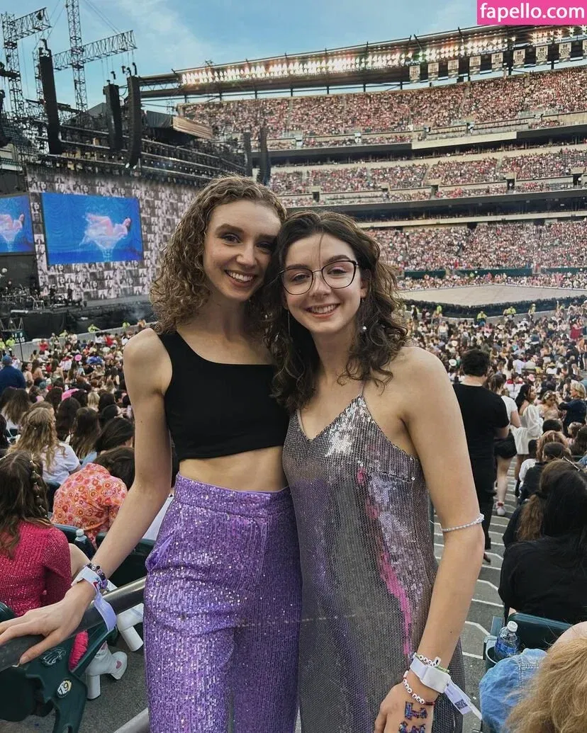 Katherine Hudson Onlyfans Photo Gallery 