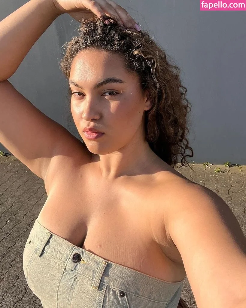 Vivien Blotzki Onlyfans Photo Gallery 