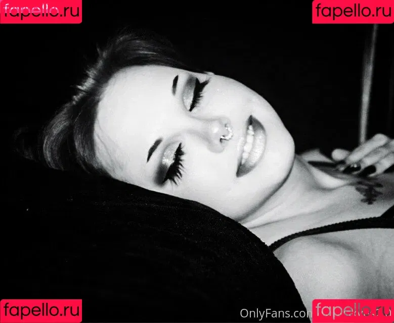 rubyskyes2.0 Onlyfans Photo Gallery 