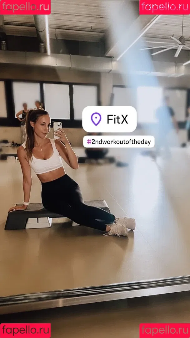 Rebecca Looschelders Onlyfans Photo Gallery 