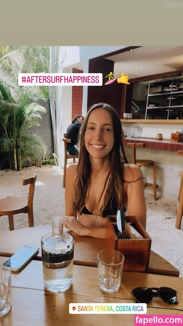 Rebecca Looschelders Onlyfans Photo Gallery 