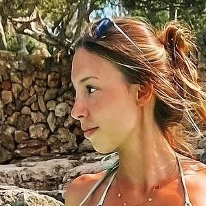 Rebecca Looschelders Onlyfans Photo Gallery 