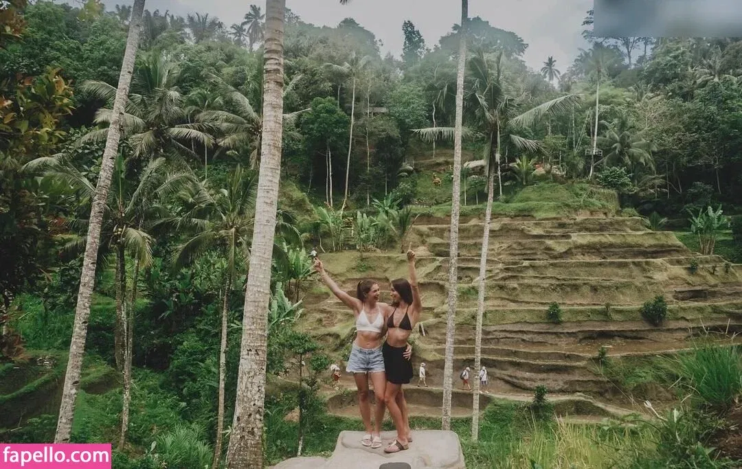 Rebecca Looschelders Onlyfans Photo Gallery 