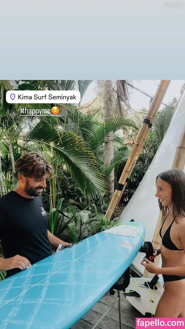 Rebecca Looschelders Onlyfans Photo Gallery 