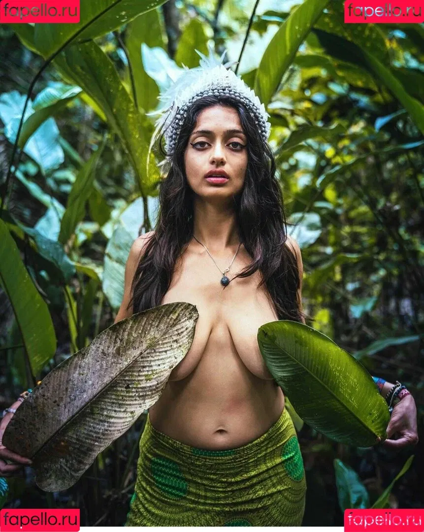 WanderingKamya Onlyfans Photo Gallery 