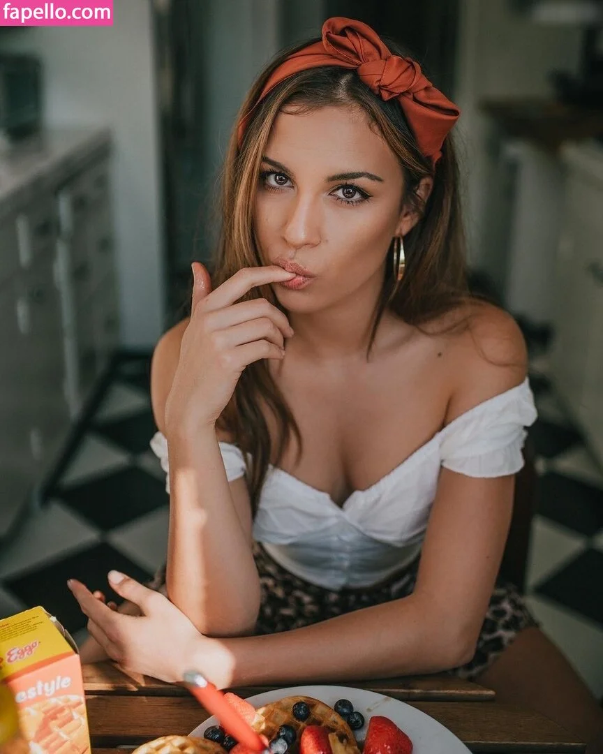 Melanie Marcia Nude Onlyfans Photo 39