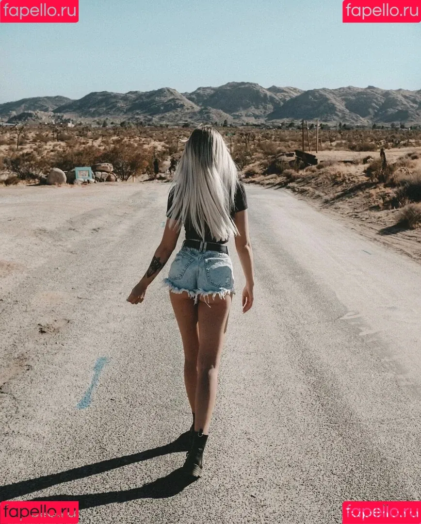 Doreen Petrova Onlyfans Photo Gallery 