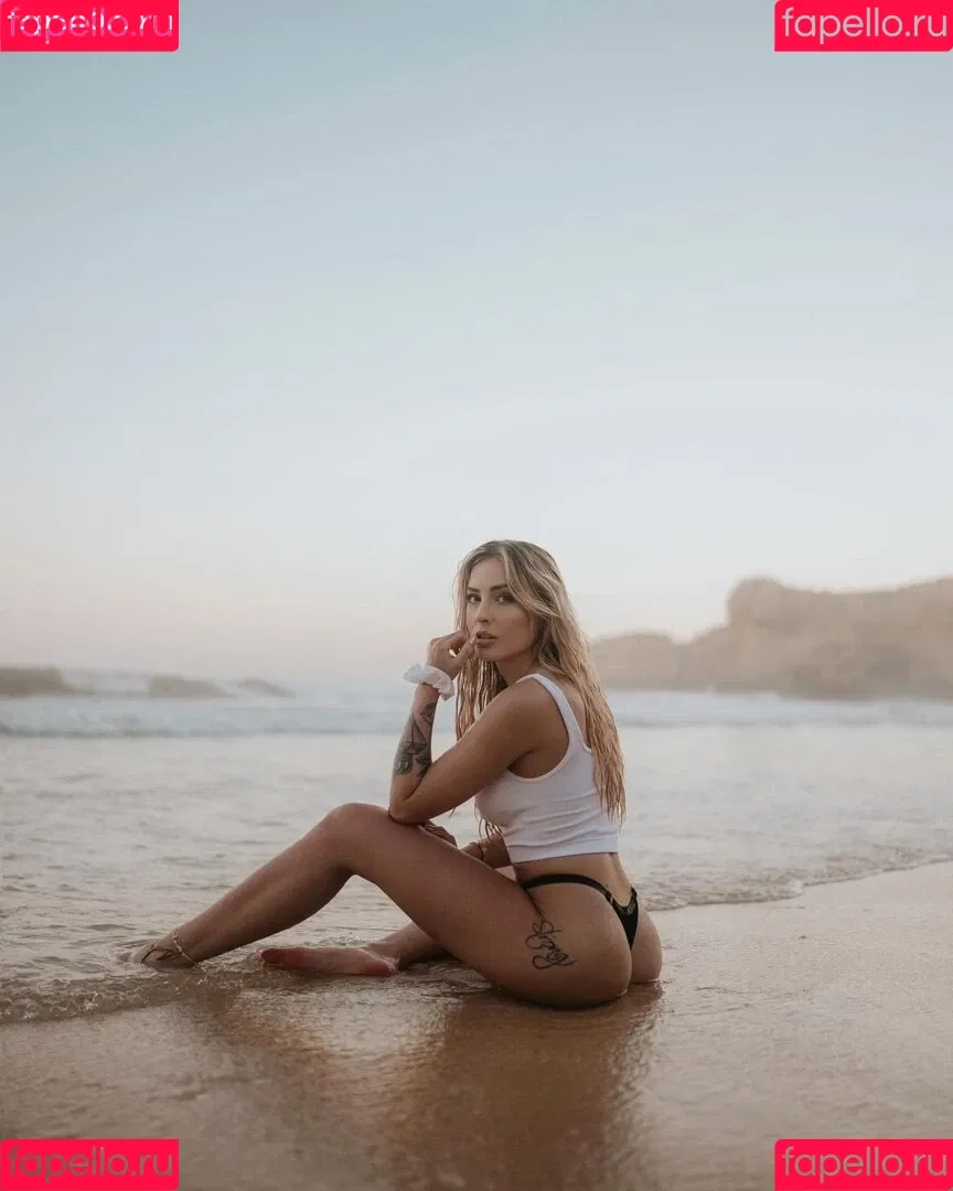 Doreen Petrova Onlyfans Photo Gallery 