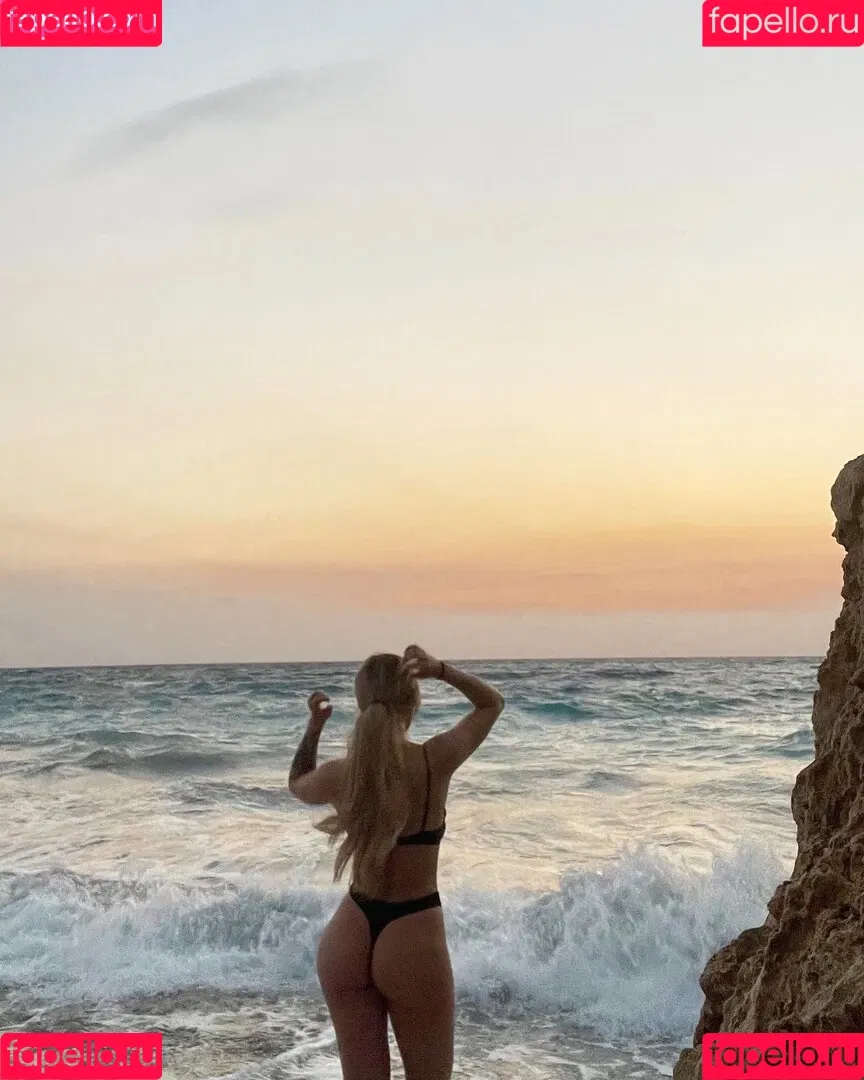 Doreen Petrova Onlyfans Photo Gallery 