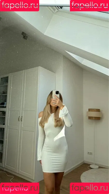 Doreen Petrova Onlyfans Photo Gallery 