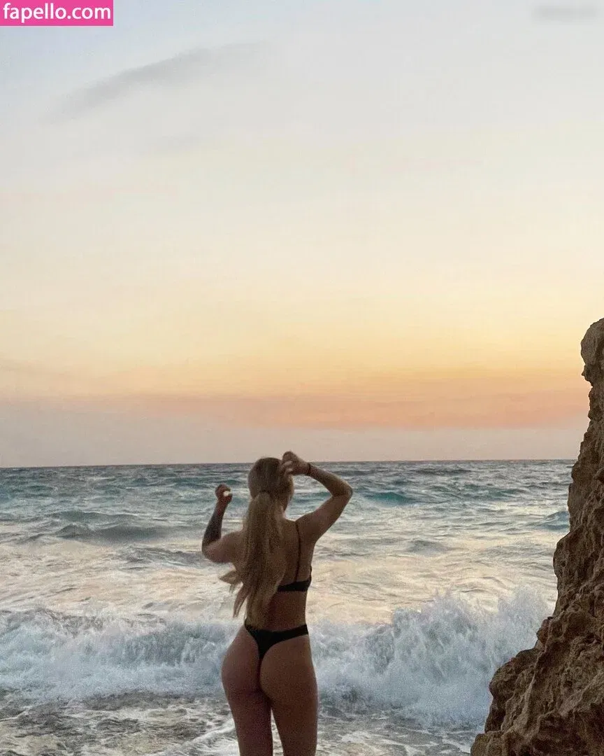 Doreen Petrova Onlyfans Photo Gallery 